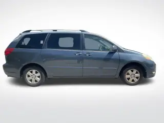 Toyota Sienna 2006 XLE 7 Pasajeros Mini-Van 4p.