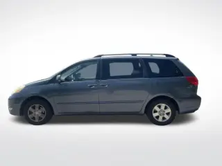Toyota Sienna 2006 XLE 7 Pasajeros Mini-Van 4p.