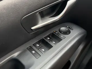 Hyundai TUCSON 2026 SE 4p SUV