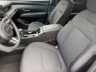 Hyundai TUCSON 2026 SE 4p SUV