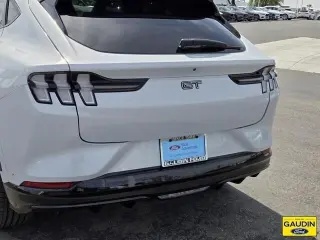 Ford Mustang Mach-E 2023 AWD GT 4p SUV