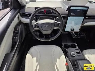 Ford Mustang Mach-E 2023 Premium 4p SUV
