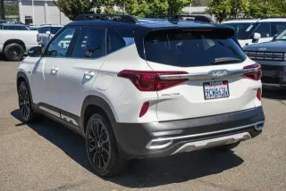 Kia Seltos 2023 AWD Nightfall 4p SUV