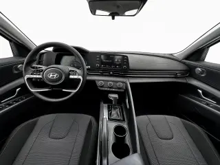 Hyundai ELANTRA 2024 SE Sedán 4p