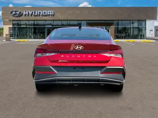 Hyundai ELANTRA 2024 SE Sedán 4p