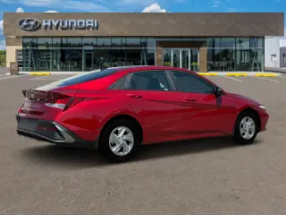 Hyundai ELANTRA 2024 SE Sedán 4p