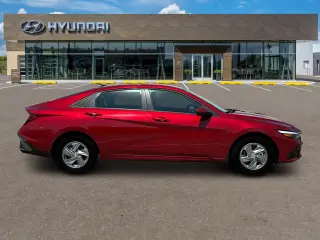 Hyundai ELANTRA 2024 SE Sedán 4p
