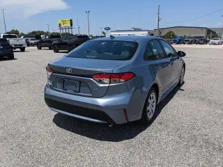 Toyota Corolla 2022 LE 4p Sedan