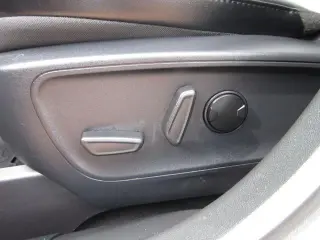 Ford Escape Plug-In Hybrid 2025 PHEV 4p SUV