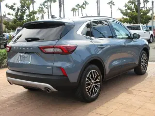 Ford Escape Plug-In Hybrid 2025 PHEV 4p SUV