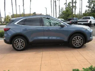Ford Escape Plug-In Hybrid 2025 PHEV 4p SUV