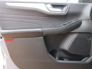 Ford Escape Plug-In Hybrid 2025 PHEV 4p SUV