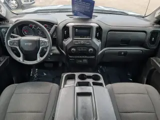Chevrolet Silverado 1500 Limited 2022 4x4 Custom 4p Crew Cab 5.8 pies. CB