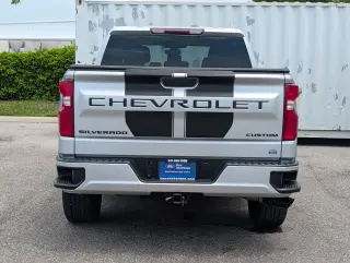 Chevrolet Silverado 1500 Limited 2022 4x4 Custom 4p Crew Cab 5.8 pies. CB