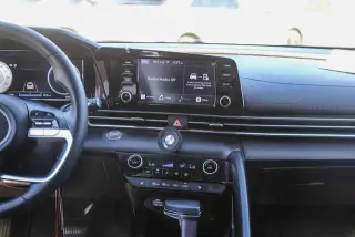 Hyundai ELANTRA 2021 SEL 4p Sedan