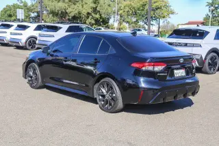 Toyota Corolla Hybrid 2025 SE Sedán 4p