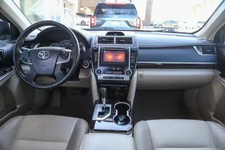 Toyota Camry 2013 XLE 4p. Sedán