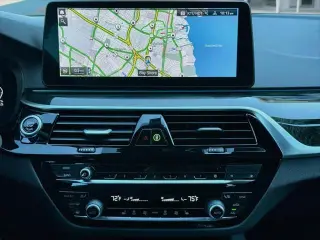 BMW Serie 5 2023 AWD 530e xDrive Sedán de 4 puertas