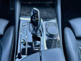 BMW Serie 5 2023 AWD 530e xDrive Sedán de 4 puertas