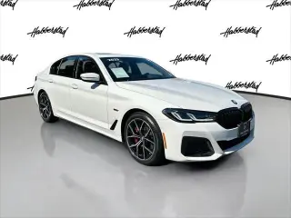BMW Serie 5 2023 AWD 530e xDrive Sedán de 4 puertas