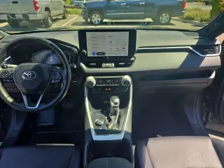 Toyota RAV4 Hybrid 2024 AWD XSE 4p SUV
