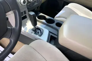 Toyota Sequoia 2008 4x4 SR5 4p SUV (5.7L)