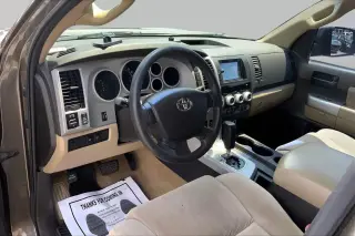 Toyota Sequoia 2008 4x4 SR5 4p SUV (5.7L)