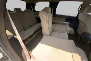 Toyota Sequoia 2008 4x4 SR5 4p SUV (5.7L)