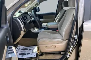 Toyota Sequoia 2008 4x4 SR5 4p SUV (5.7L)