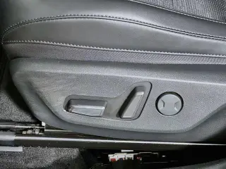 Kia Niro 2023 SX Touring 4p Crossover