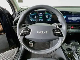 Kia Niro 2023 SX Touring 4p Crossover