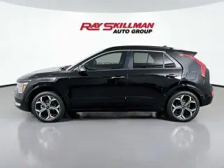 Kia Niro 2023 SX Touring 4p Crossover
