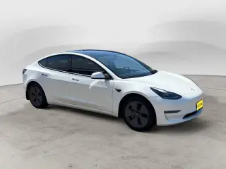 Tesla Model 3 2023 4p Sedan