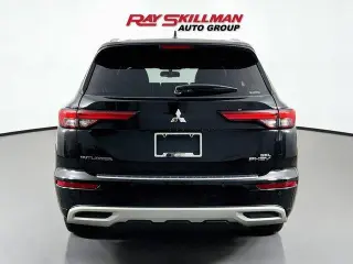 Mitsubishi Outlander PHEV 2023 AWD 40th Anniversary SUV de 4 puertas
