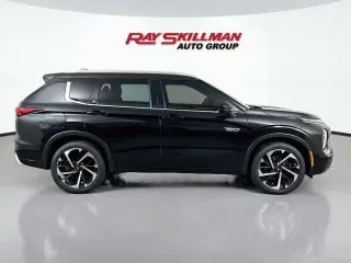 Mitsubishi Outlander PHEV 2023 AWD 40th Anniversary SUV de 4 puertas