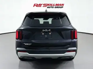 Kia Sorento 2025 LX 4p SUV