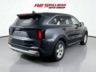 Kia Sorento 2025 LX 4p SUV