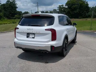 Kia Telluride 2024 S 4p SUV
