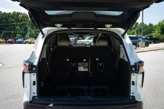 Toyota Sienna 2021 AWD XLE 7 pasajeros Mini-Van 4 puertas