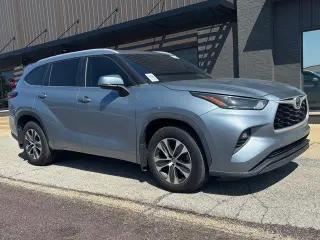 Toyota Highlander 2024 LE SUV 4p.
