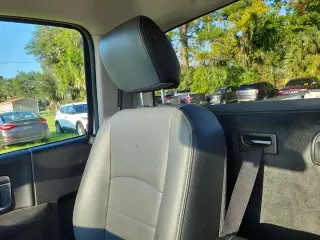 Ram 1500 Classic 2023 4x2 Tradesman 2dr Regular Cab Camión de caja larga LB