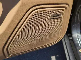 Porsche Macan 2023 tracción en todas las ruedas 4p SUV