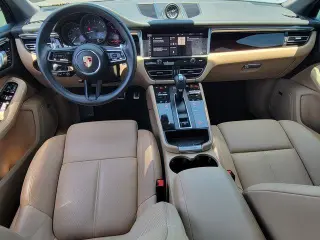 Porsche Macan 2023 tracción en todas las ruedas 4p SUV