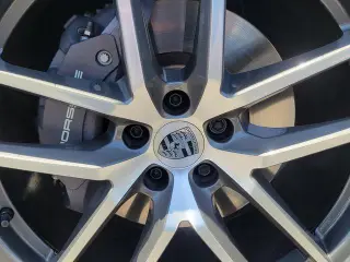 Porsche Macan 2023 tracción en todas las ruedas 4p SUV