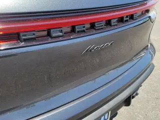 Porsche Macan 2023 tracción en todas las ruedas 4p SUV