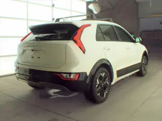 Kia Niro EV 2023 Wind 4p Crossover