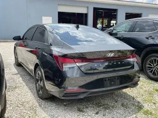 Hyundai ELANTRA 2021 SEL 4p Sedan