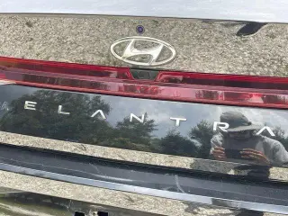 Hyundai ELANTRA 2021 SEL 4p Sedan