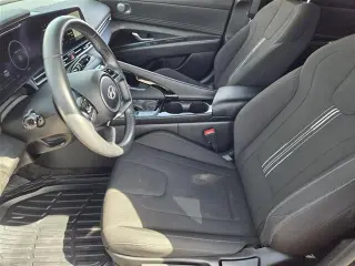 Hyundai ELANTRA 2024 SEL Sedán 4p.