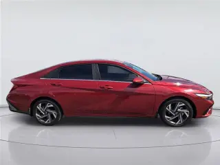 Hyundai ELANTRA 2024 SEL Sedán 4p.